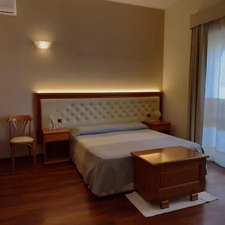 Del Corso מלון SantʼAntìoco