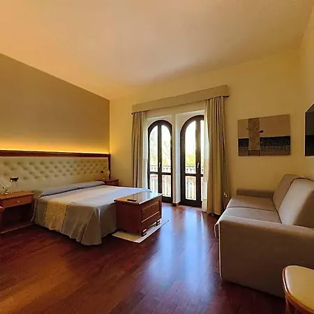 Del Corso Hotel SantʼAntìoco